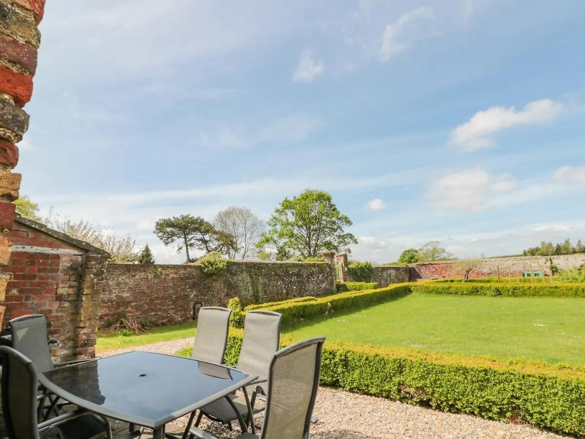 Wolds Way Villa Bainton Holiday home